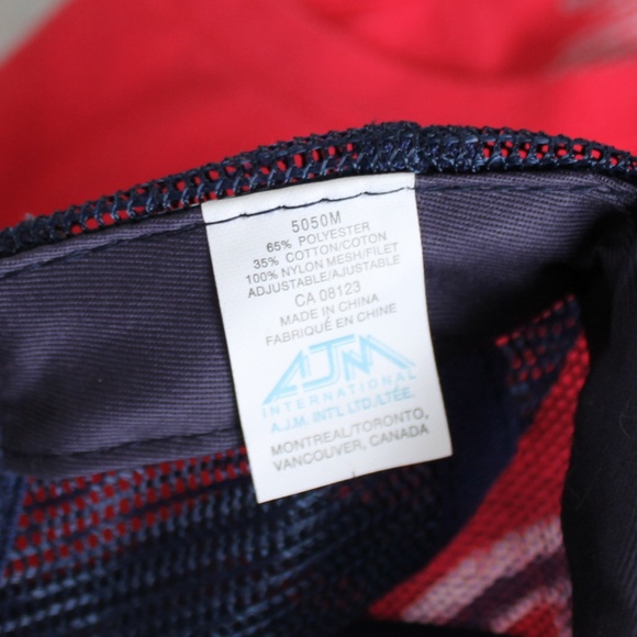 New England Patriots Tee and Patriots fan hat - Picture 4 of 6